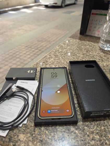 ขายแลกเทริน์​ Galaxy​ Z​ ​Flip6​ตัวเครื่องสภาพสวย​ตำหนิหน้าจอแตกกระพริบ​ตามรูปภาพ​ใช้งานได้ปกติ​ไว้เป็นเครื่องสำรอง​สวยๆครับ​🥰​ รูปที่ 17