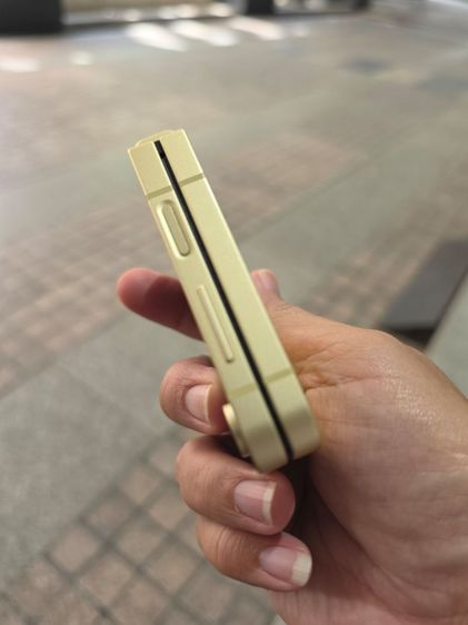 ขายแลกเทริน์​ Galaxy​ Z​ ​Flip6​ตัวเครื่องสภาพสวย​ตำหนิหน้าจอแตกกระพริบ​ตามรูปภาพ​ใช้งานได้ปกติ​ไว้เป็นเครื่องสำรอง​สวยๆครับ​🥰​ รูปที่ 10
