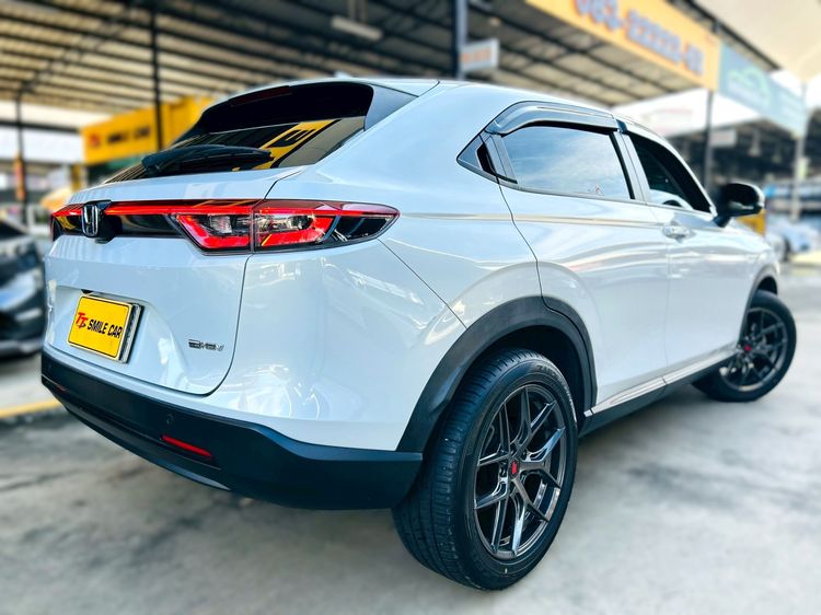 Honda HR-V 2023 1.5 e:HEV Utility-car ไฮบริด ไม่ติดแก๊ส เกียร์อัตโนมัติ ขาว รูปที่ 3