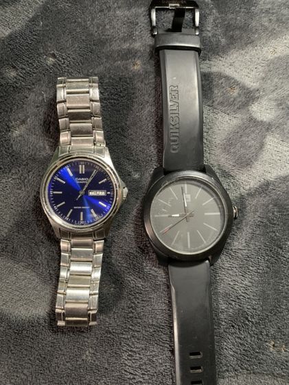 นาฬิกา quiksilver casio แท้มือสองเรือนละ 150 บาทรวมส่งเหมา 290 รวมส่ง📌