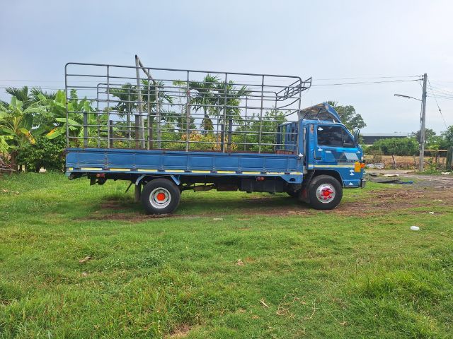 ขายด่วนNPR59PU5M เครื่อง4BD1-115แรง รถห้างแท้เกียสั้นยาว5เมตร ช่วงล่างใหญ่ เอฟหน้า เอฟหลัง ยางใหม่6เส้น พร้อมใช้งาน เล่มพร้อม รูปที่ 4
