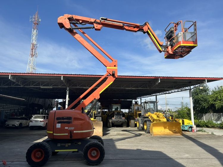รถกระเช้าบูม JLG  รุ่น 450AJ ความสูง 13.7 เมตร รถเก่านอก