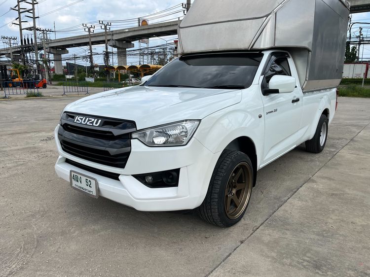 รถ Isuzu D-MAX 3.0 S สี ขาว