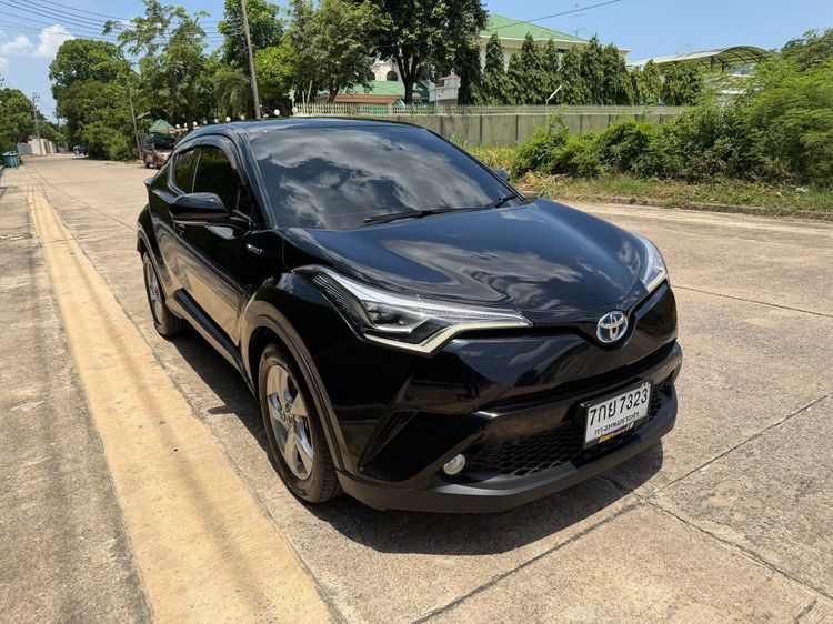 Toyota C-HR 2018 1.8 HV Mid Utility-car ไฮบริด ไม่ติดแก๊ส เกียร์อัตโนมัติ ดำ รูปที่ 3