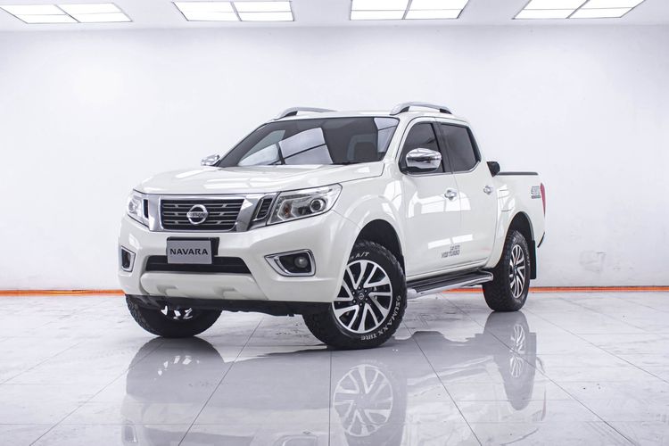 รถ Nissan NP300-NAVARA 2.5 VL 4WD สี ขาว