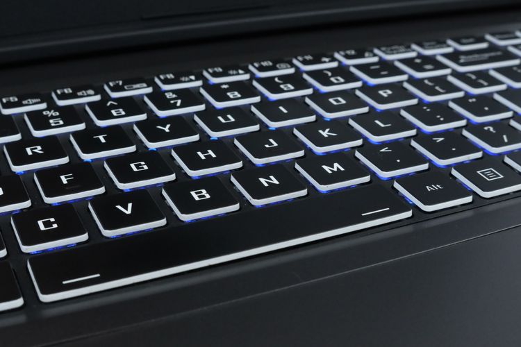 COLORFUL X15-AT 22 Core i9-12900H.RTX3060 RAM40.1TB  รูปที่ 3