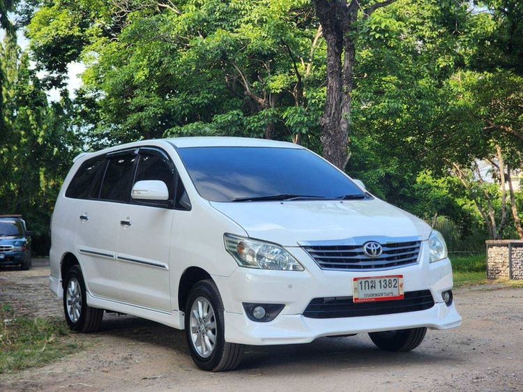 Toyota Innova 2012 2.0 V Utility-car เบนซิน ไม่ติดแก๊ส เกียร์อัตโนมัติ ขาว