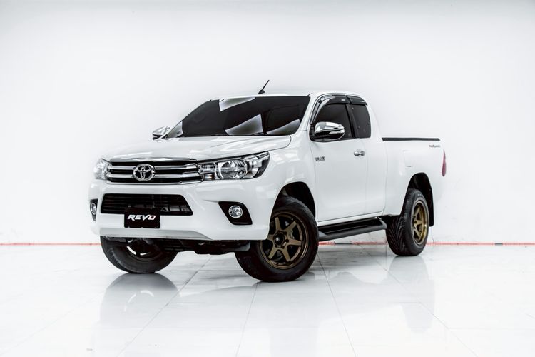 รถ Toyota Hilux Revo 2.4 E Prerunner สี ขาว