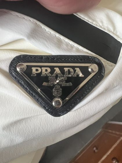 Prada ขาสั้น รูปที่ 5