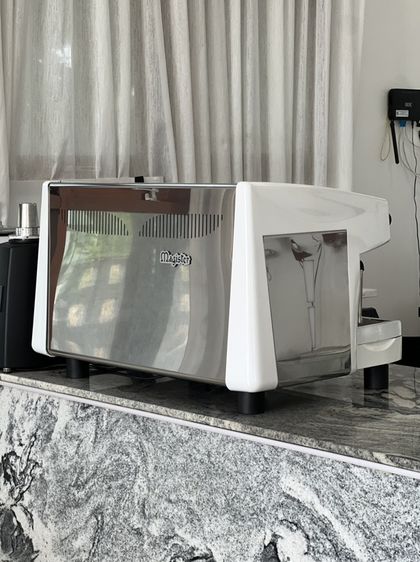เครื่องชงกาแฟ 2 หัว Margister Delta จากอิตาลี พร้อมเครื่องบด รูปที่ 2