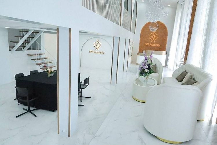 ร้านนวด เซ้งต่อกิจการบิวตี้ ทำเลดี พร้อมบ้านน็อคดาวน์ 1 หลัง โซนพระราม 9 ตกแต่งพร้อม ดำเนินกิจการต่อได้เลย