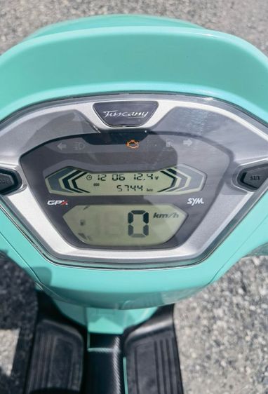 อยู่ตรงข้ามห้างเซ็นทรัลชลบุรี GPX Tuscany150keyless รูปที่ 3