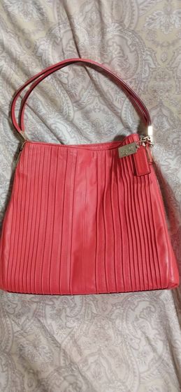 กระเป๋าหนังแท้ แบรนด์ Coach รุ่น Madison Pintuck Hobo