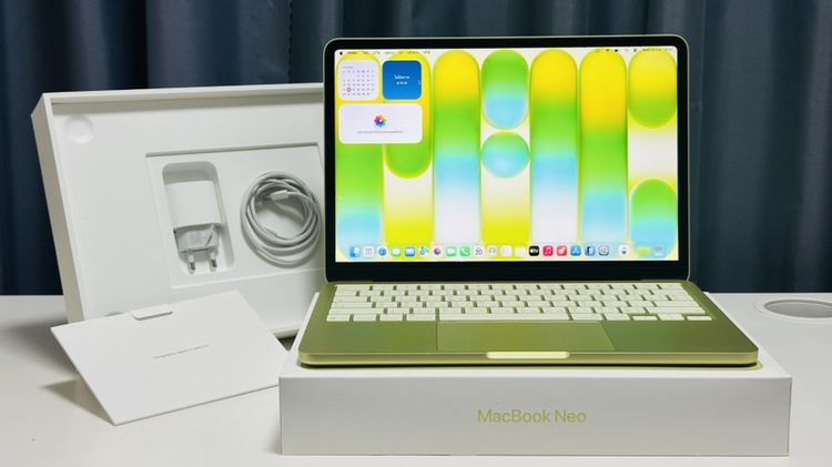 Apple อื่นๆ แมค โอเอส 8 กิกะไบต์ อื่นๆ ใช่ MacBook Neo