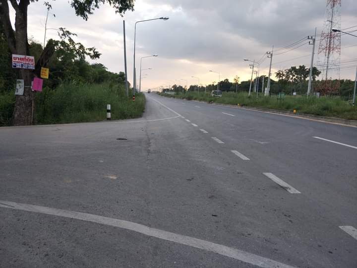ขายทีดิน50ตรวตรงข้ามสนามกอฟโลตัสทางฃปมศวองรัก รูปที่ 2