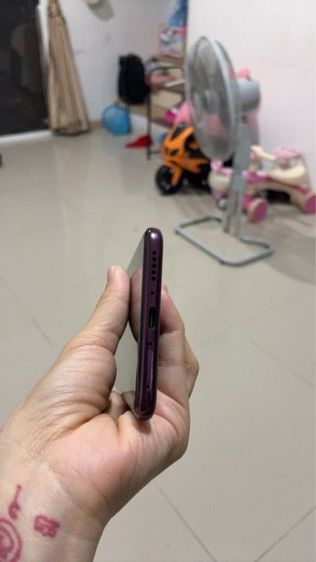 vivo v60 สวยไม่มีคำหนิ  ถ่ายรูปชัด  มีเคส หลายอัน  มีประกันเครื่อง ยู  ฟิลม์ ติดที่ศูยน์ ได้  ทั้งปี  ฟิลม์ พึ่งติดมาใหม่  สวย รูปที่ 6
