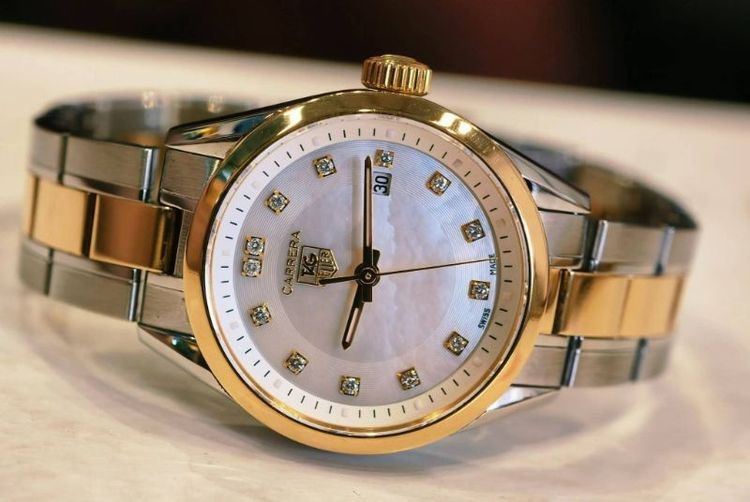 Tag Heuer Carrera 18K. Gold Lady White Monter Of Pearl Dial WV2450🇨🇭🇨🇭 รูปที่ 4