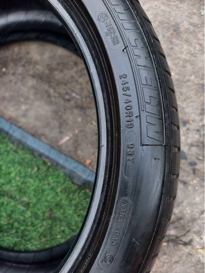 ยางมิชลิน primacy 3 zp คู่หน้า 245 40 19 ปี25คู่หลัง 275 35 19 ปี 25 Made in Italy ชุดละ 8,000 บาท รูปที่ 11