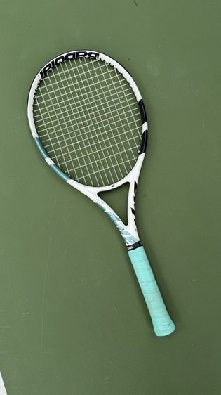 🎾 ขายไม้เทนนิส Babolat 255G 🎾✅ Grip Size: 2 (2 1/4)💰 ราคา: 4,300 บาทไม้สภาพดี พร้อมใช้งาน เหมาะสำหรับผู้เล่นที่ต้องการไม้เบา ควบคุมง่าย📍นัดรับ/จัดส่งได้ (นวมินทร์)📩
