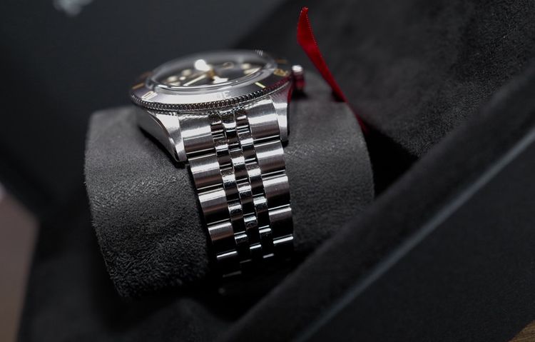 ขาย Tudor backbay 58 NEWM7939A1A0NU-0001BLACK BAY 58Manufacture Calibre MT5400-U39mm steel caseSteel bracelet รูปที่ 2