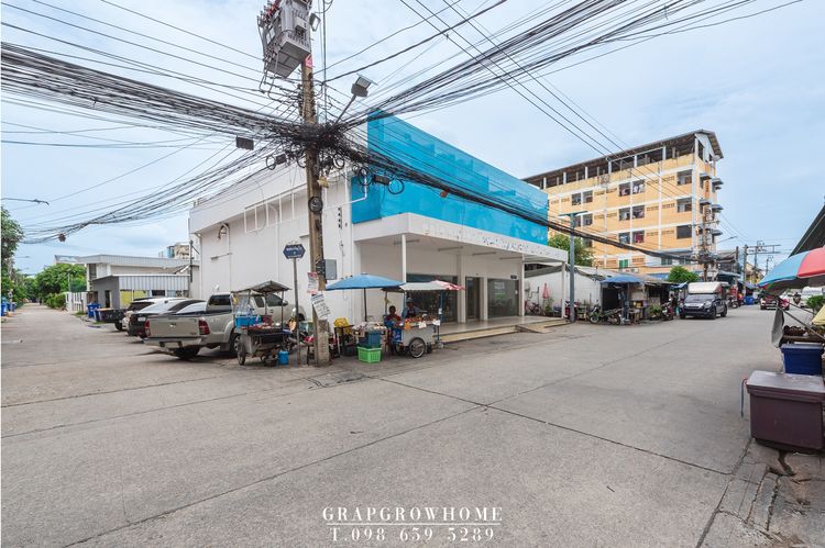 ให้เช่าอาคารพาณิชย์ Standalone 252 ตร.ม. เทพารักษ์ 54 พร้อมออฟฟิศชั้นลอย เหมาะทำ Office + Warehouse + Showroom ไฟ 3 เฟส จอดรถ 7 คัน รูปที่ 2