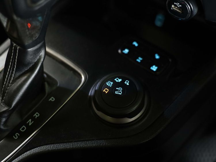 Ford Everest 2019 2.0 Bi-Turbo Titanium+ 4WD Utility-car ดีเซล ไม่ติดแก๊ส เกียร์อัตโนมัติ ฟ้า รูปที่ 4