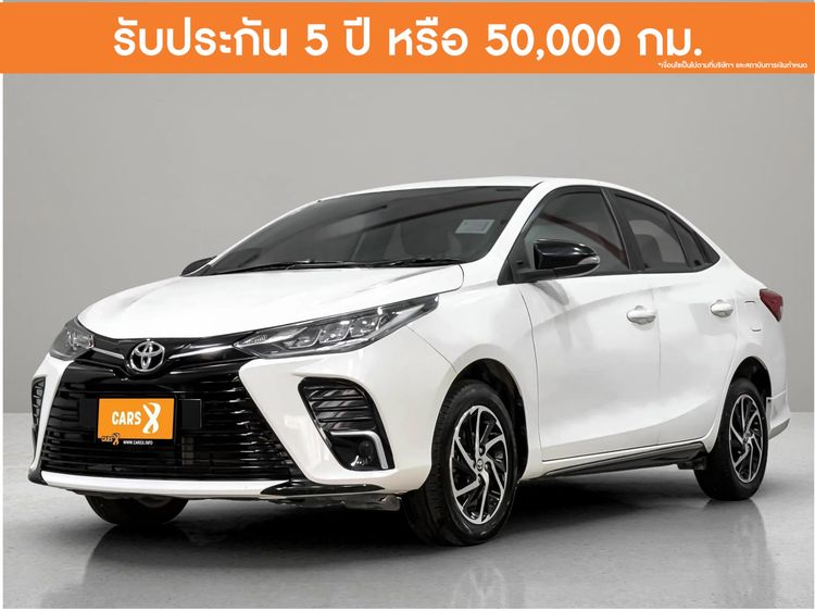 รถ Toyota Yaris ATIV 1.2 Sport สี ขาว