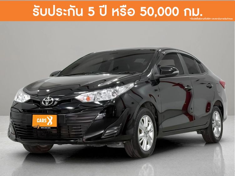 รถ Toyota Yaris ATIV 1.2 E สี ดำ