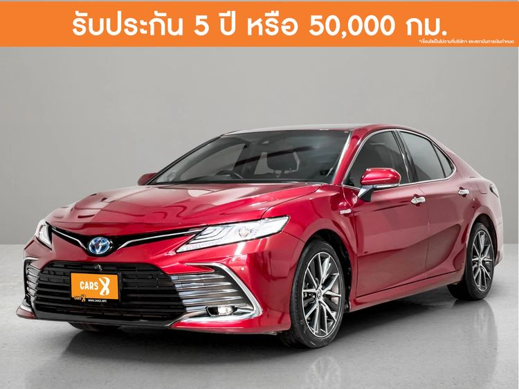 รถ Toyota Camry 2.5 Hybrid Premium Luxury สี แดง
