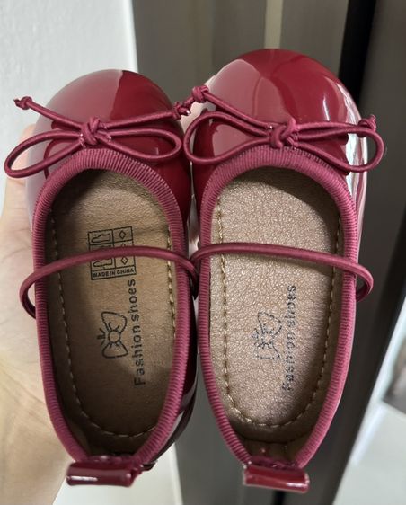 รองเท้าเด็กผู้หญิง(เหมา3คู่)370ส่งฟรี