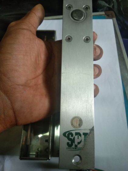 ส่งต่อกลอนสลักไฟฟ้า Electric Bolt Lock แบรนด์SPTแท้ ถอดมาจากหน้างาน สภาพดีมาก