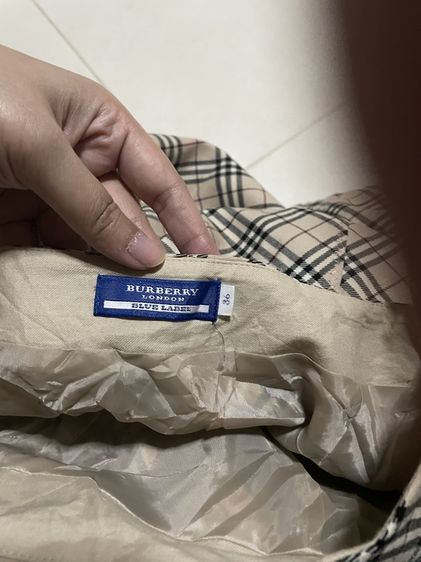 burberry กระโปรงมีตำหนินิด รูปที่ 7