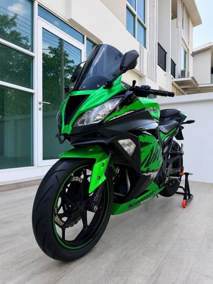 Kawasaki Ninja 300 รถปี 2016