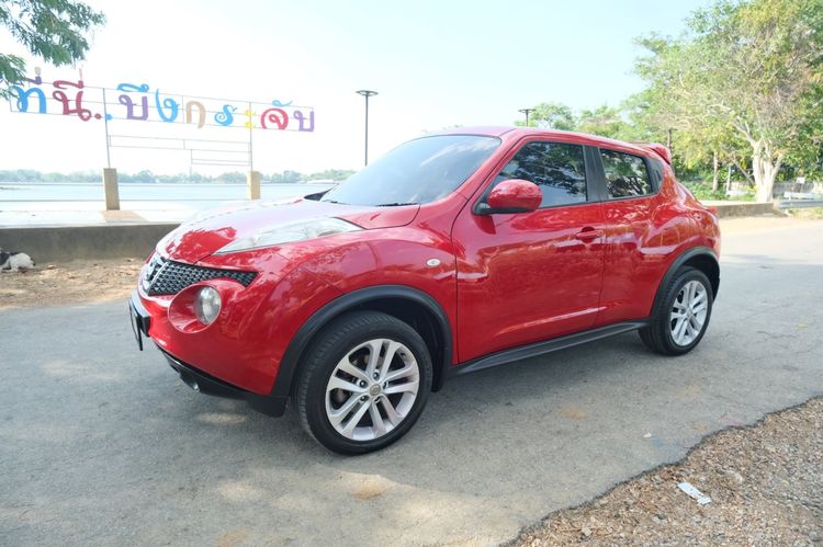 Nissan Juke 2014 1.6 V Sedan เบนซิน ไม่ติดแก๊ส เกียร์อัตโนมัติ แดง รูปที่ 3