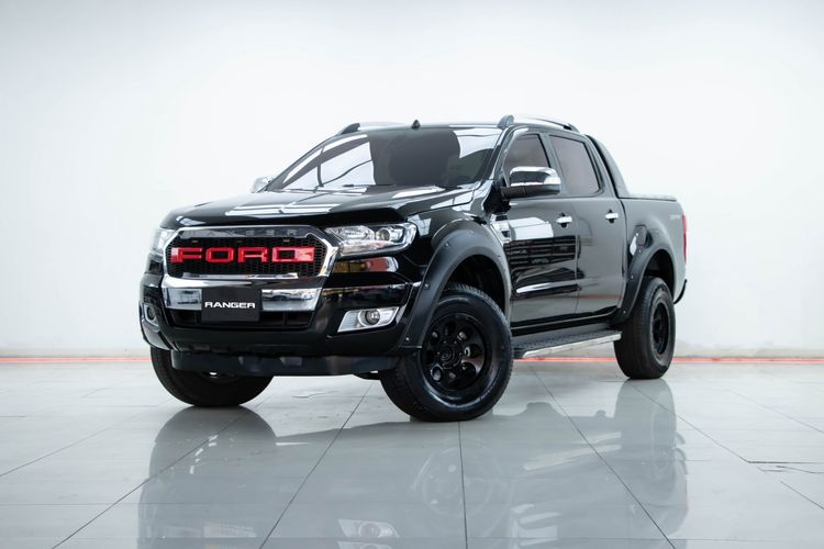 รถ Ford Ranger 2.2 Hi-Rider XLT สี ดำ