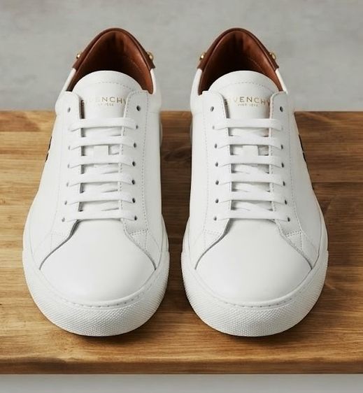 Givenchy City Sport Street Upside Down Logo Low Top Sneakers Off White รูปที่ 3