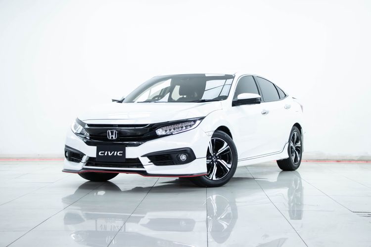 รถ Honda Civic 1.5 Turbo RS สี ขาว