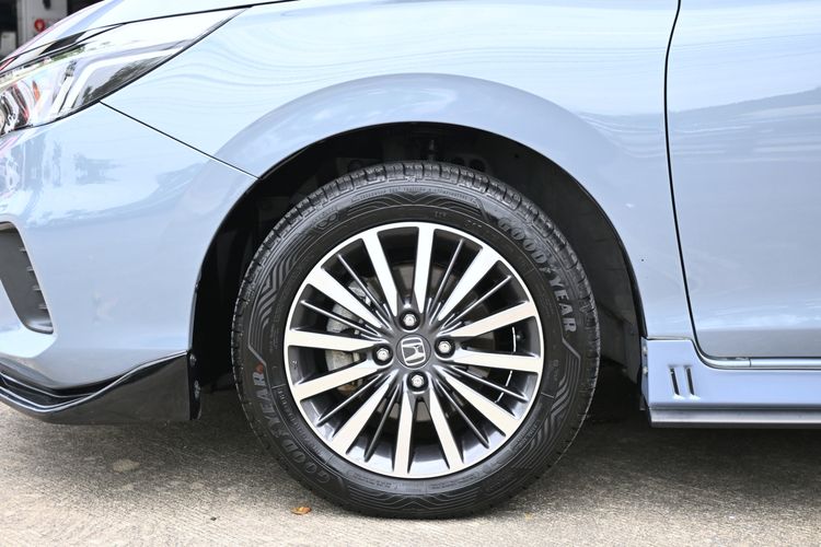 Honda City 2023 1.0 SV Sedan เบนซิน ไม่ติดแก๊ส เกียร์อัตโนมัติ เทา รูปที่ 4