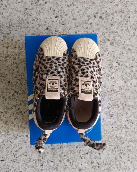 รองเท้า Adidas Superstar 360 Slip-On ลายเสือดาวขนปุย (มีหาง) ของแท้ 100% พร้อมกล่อง รูปที่ 5