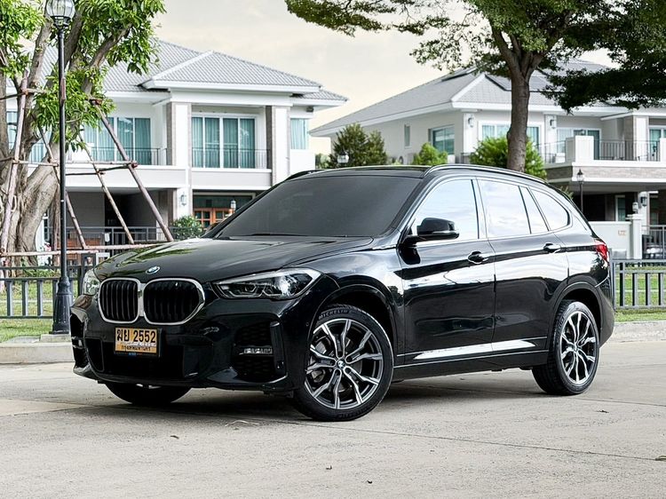 BMW X1 2022 2.0 sDrive20d M Sport Utility-car ดีเซล ไม่ติดแก๊ส เกียร์อัตโนมัติ ดำ