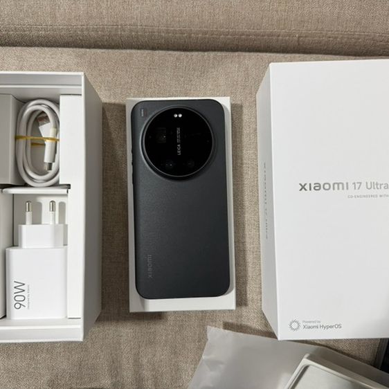 Mi 17 ultra  สีดำ ครบกล่อง รูปที่ 3