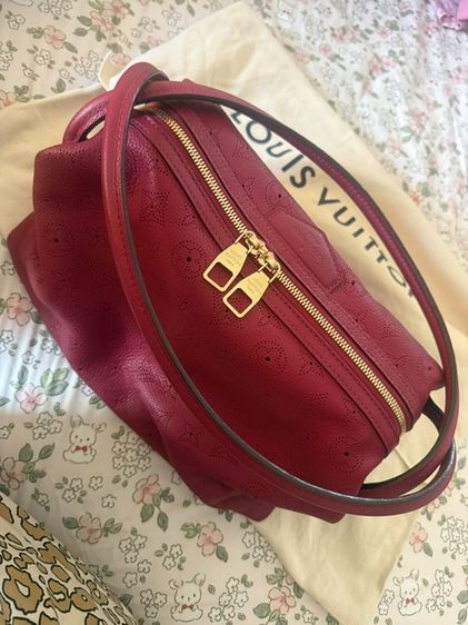 หนังแท้ ไม่ระบุ ชมพู Louis Vuitton Mahina Galatea หนังฉลุ