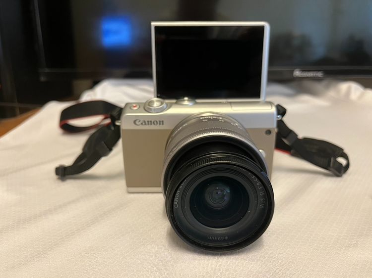 Canon EOS M100 สีเงิน (Silver) พร้อมอุปกรณ์ครบ