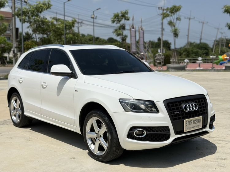 Audi Audi Q5 2011 2.0 TFSI Quattro 4WD Sedan เบนซิน เกียร์อัตโนมัติ ขาว รูปที่ 2