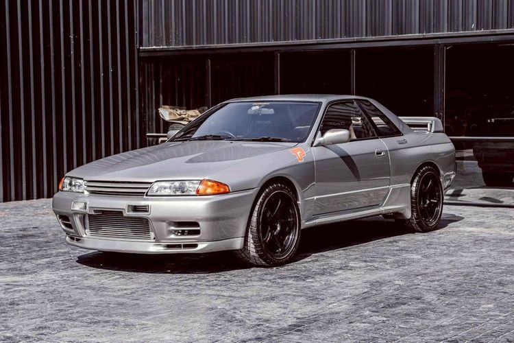 Nissan GT-R 1993 3.8 Nismo 4WD Sedan เบนซิน ไม่ติดแก๊ส เกียร์อัตโนมัติ เทา รูปที่ 2