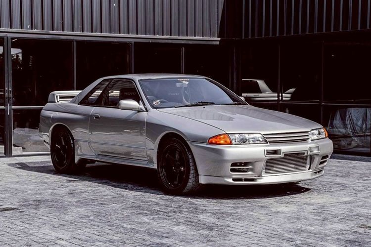 Nissan GT-R 1993 3.8 Nismo 4WD Sedan เบนซิน ไม่ติดแก๊ส เกียร์อัตโนมัติ เทา รูปที่ 3