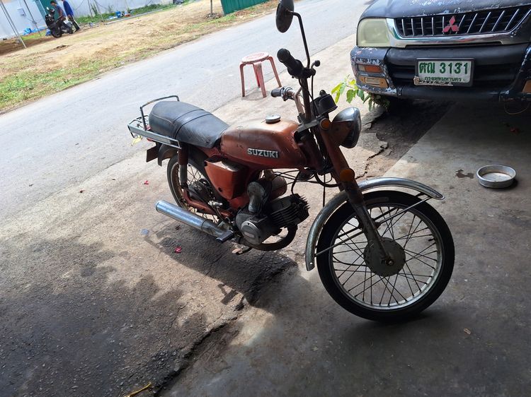 Suzuki A100 mark2. เครื่องฟิตใหม่แปลงเป็นcdi ls125 แท้ใหม่ทั้งชุด เครื่องดี ไฟหน้าไฟท้ายติดครบ กุญแจเดิม ไฟเลี้ยวมีสายไว้ฝฝฝ