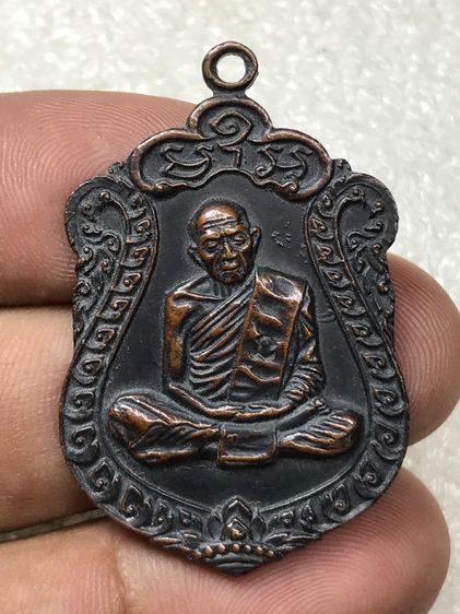 หลวงปู่ทิมปี18องค์ดาราในหนังสทอพิมพ์องค์นี้สวยมากเปิดแบ่งปัน รูปที่ 3