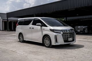 TOYOTA ALPHARD 2.5 HYBRID E-FOUR