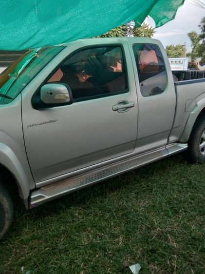 Isuzu D-MAX 2007 2.5 Hi-Lander Platinum Pickup ดีเซล ไม่ติดแก๊ส เกียร์ธรรมดา บรอนซ์เงิน รูปที่ 4